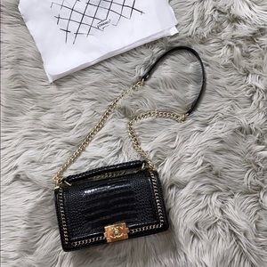 Designer replica (not original)